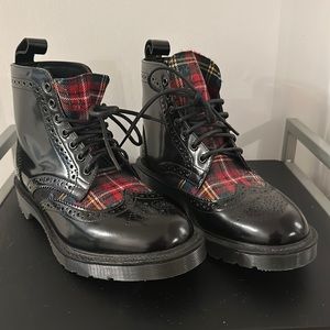 Dr Martins Anthony boot